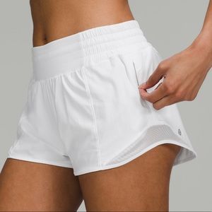 Hotty Hot High-Rise Short 2.5”